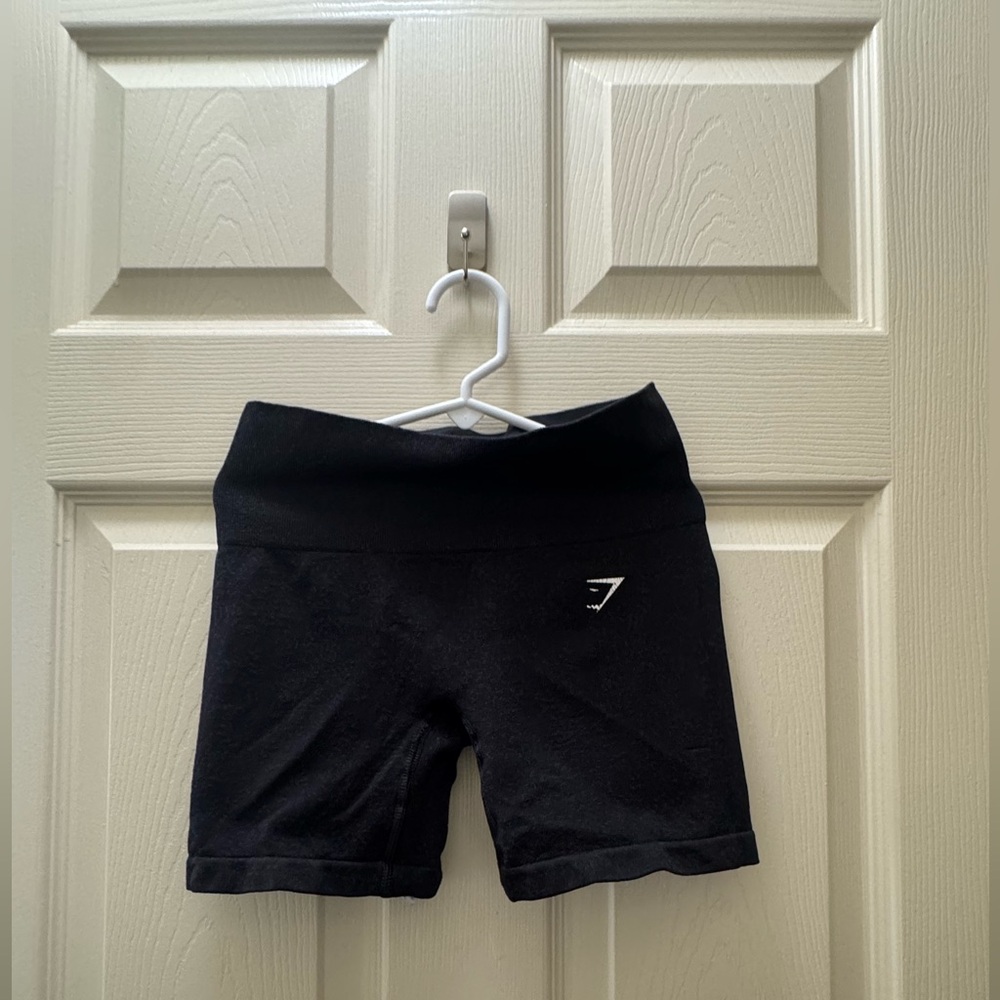 Gym shark in  shorts great conditions!